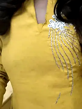 Snapshot of Kayna_Rawat chatting on 11.05.25 Kayna Rawat online show from 11.05.25