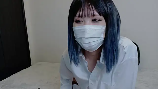 sarina at online show from 05.29.26