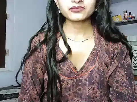 Snapshot of ROSE_GOLDE chatting on 06.10.26 ROSE GOLDE online show from 06.10.26
