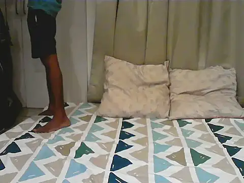 horny  couple  online show from 09.08.25