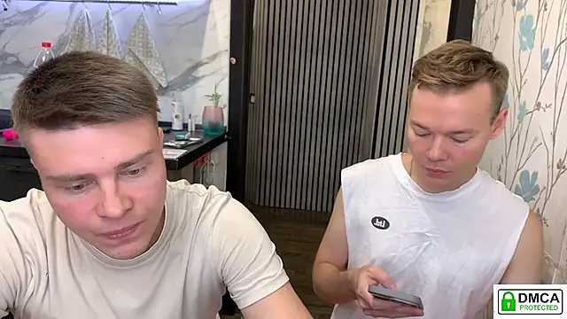 Snapshot of holy_eggs_02 chatting on 09.19.25 holy eggs 02 online show from 09.19.25