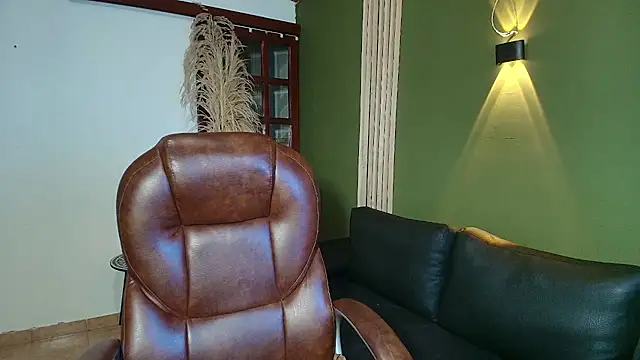 DanielaMonroe online show from 10.18.25