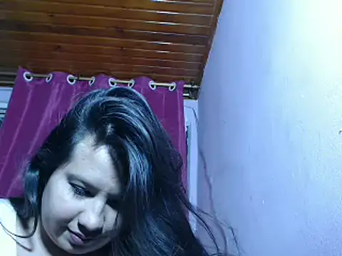 Snapshot of nina_kisslove chatting on 11.06.25 nina kisslove online show from 11.06.25