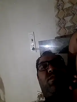 Hot-boy077 online show from 10.18.25