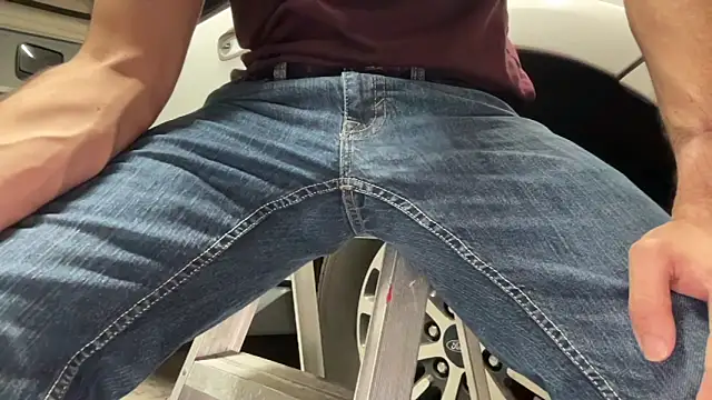 HorneyCowboy154 online show from 03.22.26