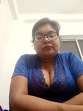 Elie couple143 online show from 01.10.26