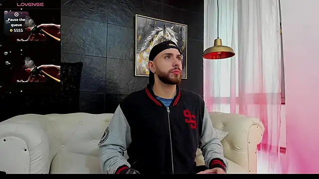 Maximo Wolff online show from 11.14.25