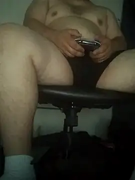 Snapshot of raredick chatting on 10.09.25 raredick online show from 10.09.25