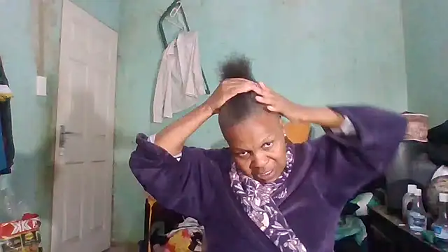 Snapshot of Nicky52 chatting on 09.16.25 Nicky52 online show from 09.16.25