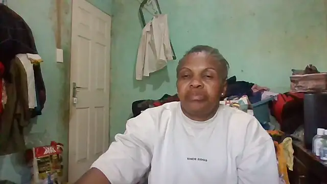 Snapshot of Nicky52 chatting on 09.17.25 Nicky52 online show from 09.17.25