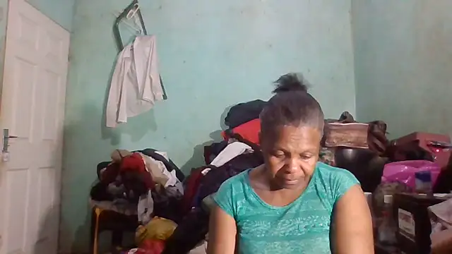 Snapshot of Nicky52 chatting on 09.18.25 Nicky52 online show from 09.18.25