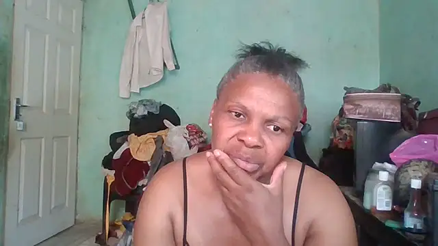 Snapshot of Nicky52 chatting on 09.22.25 Nicky52 online show from 09.22.25