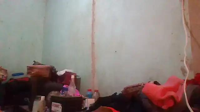 Snapshot of Nicky52 chatting on 09.25.25 Nicky52 online show from 09.25.25