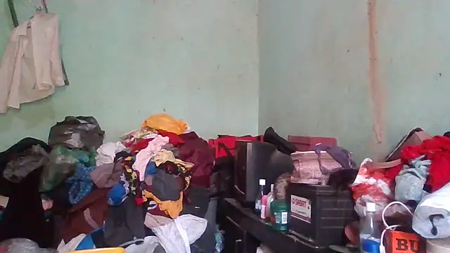 Snapshot of Nicky52 chatting on 10.06.25 Nicky52 online show from 10.06.25