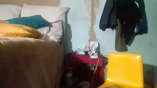 Snapshot of Nicky52 chatting on 10.15.25 Nicky52 online show from 10.15.25