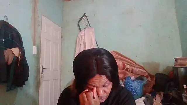 Snapshot of Nicky52 chatting on 10.18.25 Nicky52 online show from 10.18.25