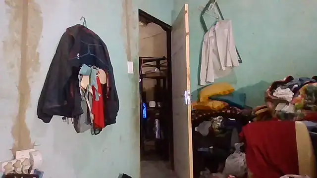 Snapshot of Nicky52 chatting on 10.31.25 Nicky52 online show from 10.31.25