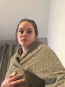 LollyLove  online show from 02.25.26