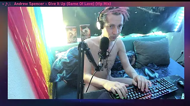 Snapshot of DaveLindau chatting on 03.23.26 DaveLindau online show from 03.23.26