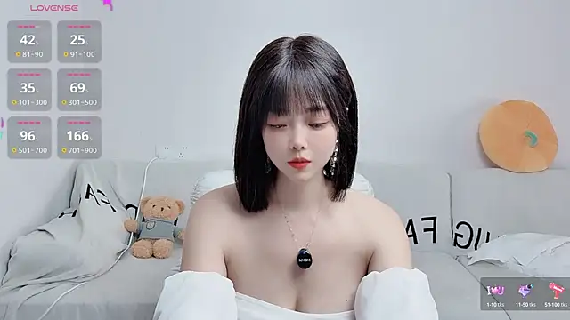 Snapshot of uikyy1 chatting on 10.24.25 uikyy1 online show from 10.24.25