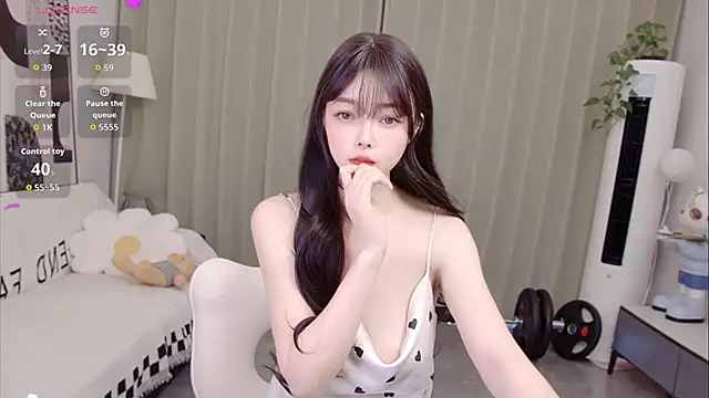 uikyy1 online show from 06.28.26