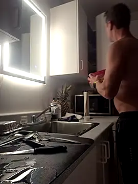 ironleg69 online show from 10.17.25