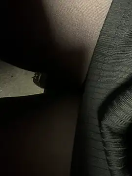 HiddenHoneyLDN online show from 01.15.26