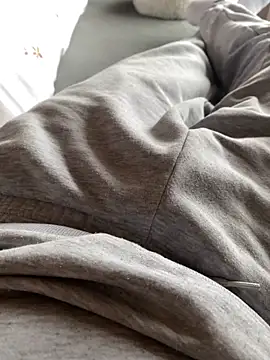 Snapshot of andrey1887 chatting on 09.26.25 andrey1887 online show from 09.26.25