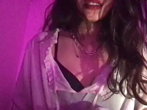  Maya zaidi  online show from 04.15.26