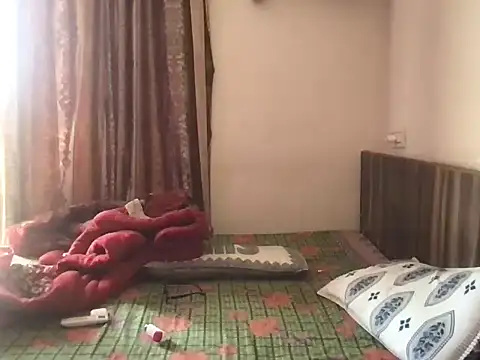  Maya zaidi  online show from 04.23.26