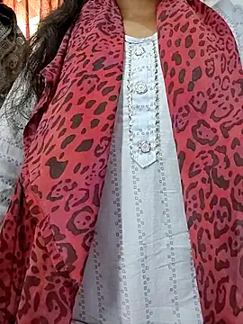 Snapshot of Ruhi_07 chatting on 09.22.25 Ruhi 07 online show from 09.22.25