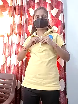 Snapshot of Ruhi_07 chatting on 11.02.25 Ruhi 07 online show from 11.02.25