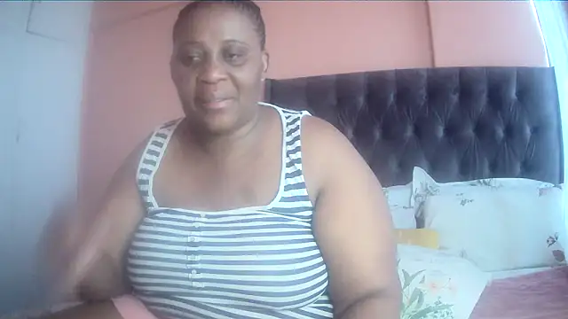 HUGEASSXXXXX online show from 02.25.26