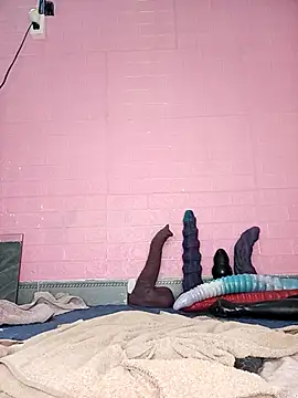 Snapshot of Rose_194 chatting on 11.18.25 Rose 194 online show from 11.18.25