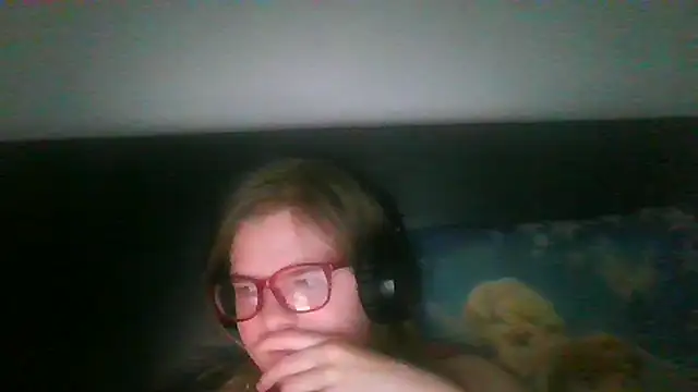 Moonolighta online show from 09.26.25