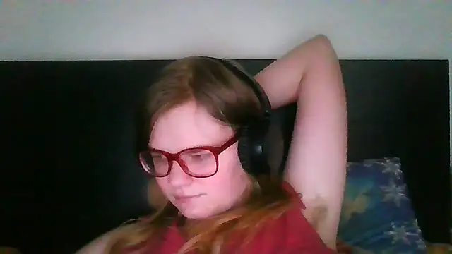 Moonolighta online show from 09.29.25