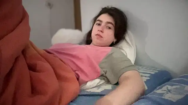 Rosea Champagne online show from 10.28.25