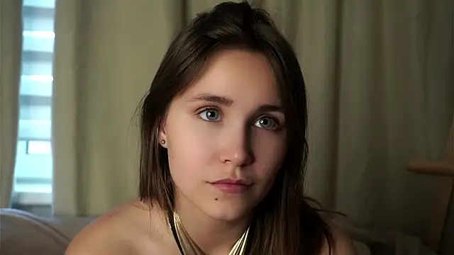 Snapshot of EthalFlowers chatting on 10.15.25 EthalFlowers online show from 10.15.25