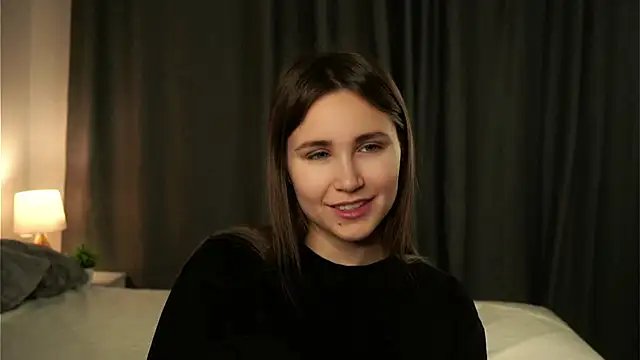 Snapshot of EthalFlowers chatting on 10.16.25 EthalFlowers online show from 10.16.25