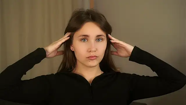 Snapshot of EthalFlowers chatting on 10.27.25 EthalFlowers online show from 10.27.25