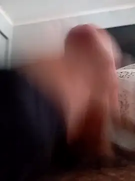 Snapshot of Yona-67 chatting on 10.20.25 Yona-67 online show from 10.20.25