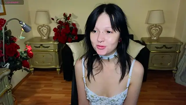 mimi purrs online show from 10.01.25