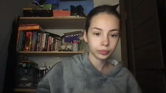 Yuna5343 online show from 11.20.25