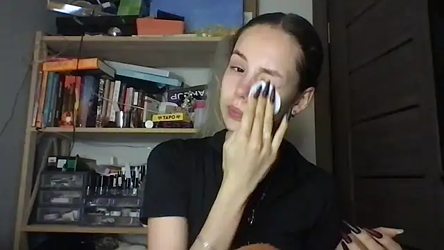 Yuna5343 online show from 12.04.25