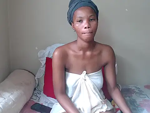  SweetLips  online show from 10.07.25