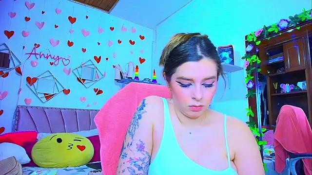 Anny Hurtado online show from 10.02.25