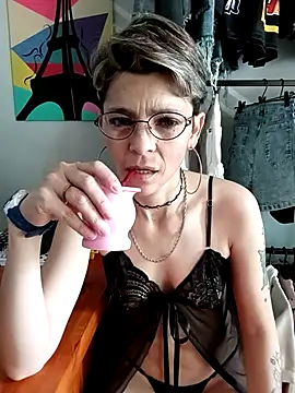 Lulypsicologasexual online show from 10.25.25