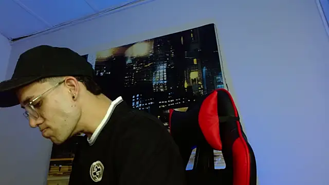 Snapshot of alexgiraldo__ chatting on 03.19.26 alexgiraldo online show from 03.19.26