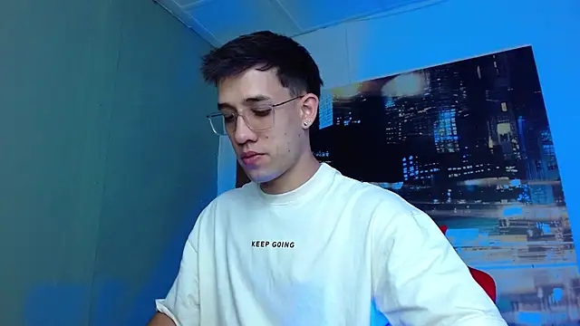 Snapshot of alexgiraldo__ chatting on 03.26.26 alexgiraldo online show from 03.26.26