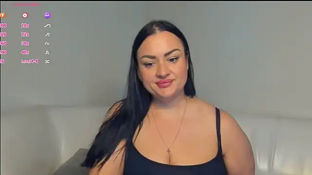 AliTemptress online show from 10.25.25